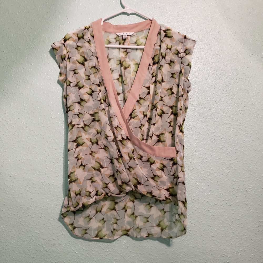 Cabi top with green butterflies size S style 234